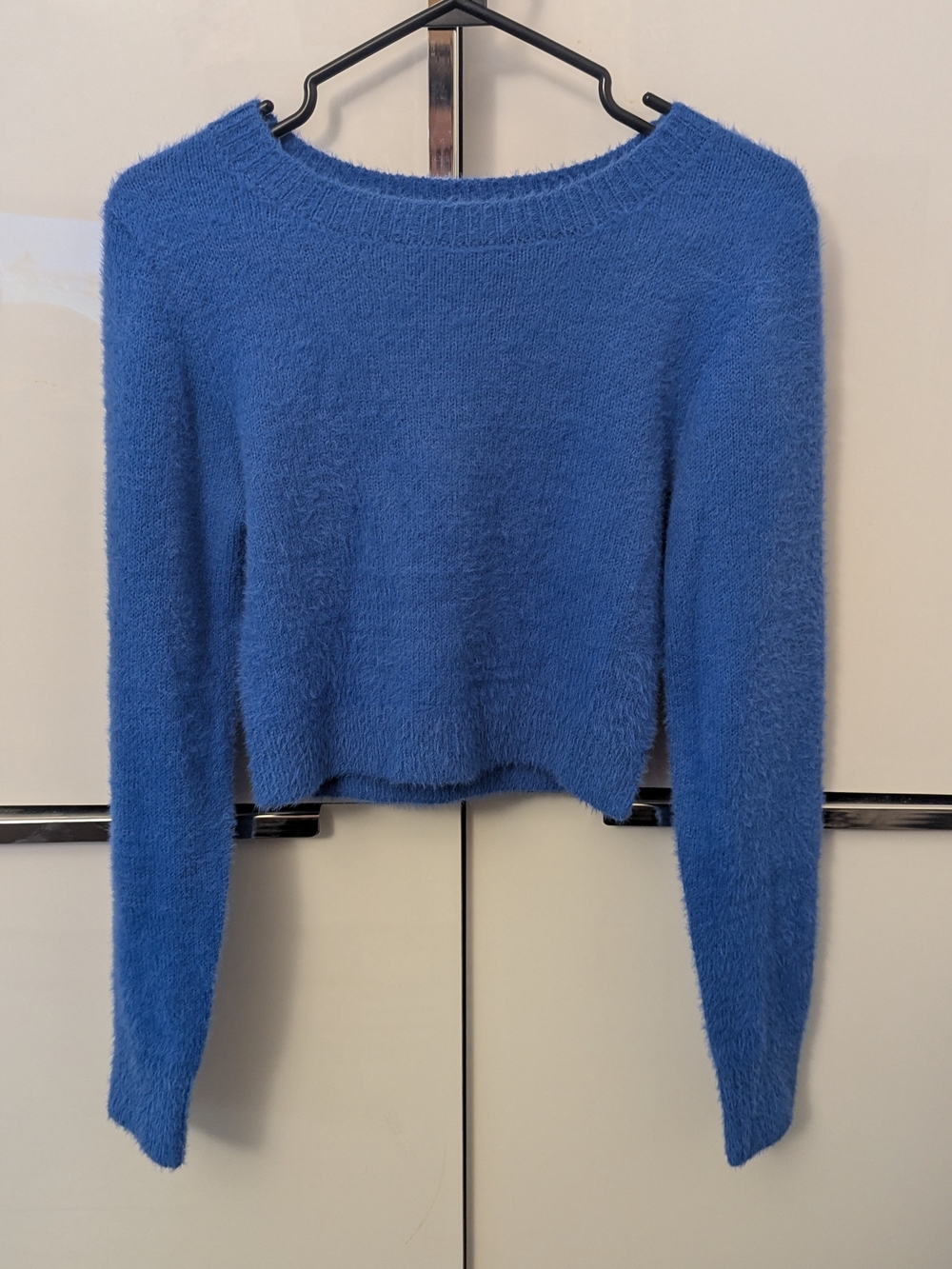 Urban Outfitters Blue Fuzzy Cropped Crewneck Sweater Size S M